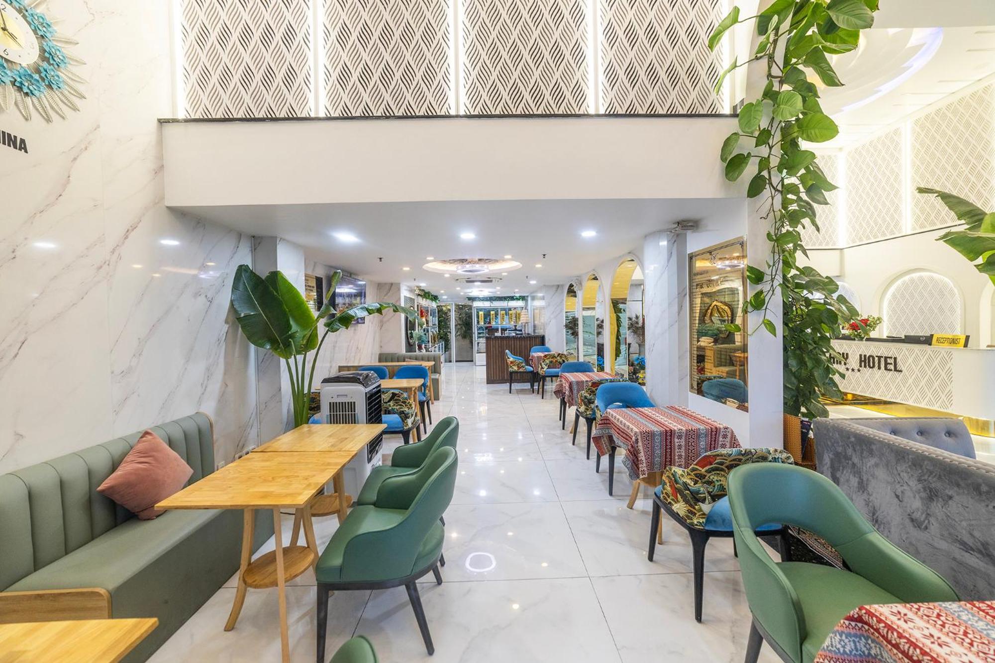 Tiffany Hotel & Restaurant Phan Thiết Exteriér fotografie