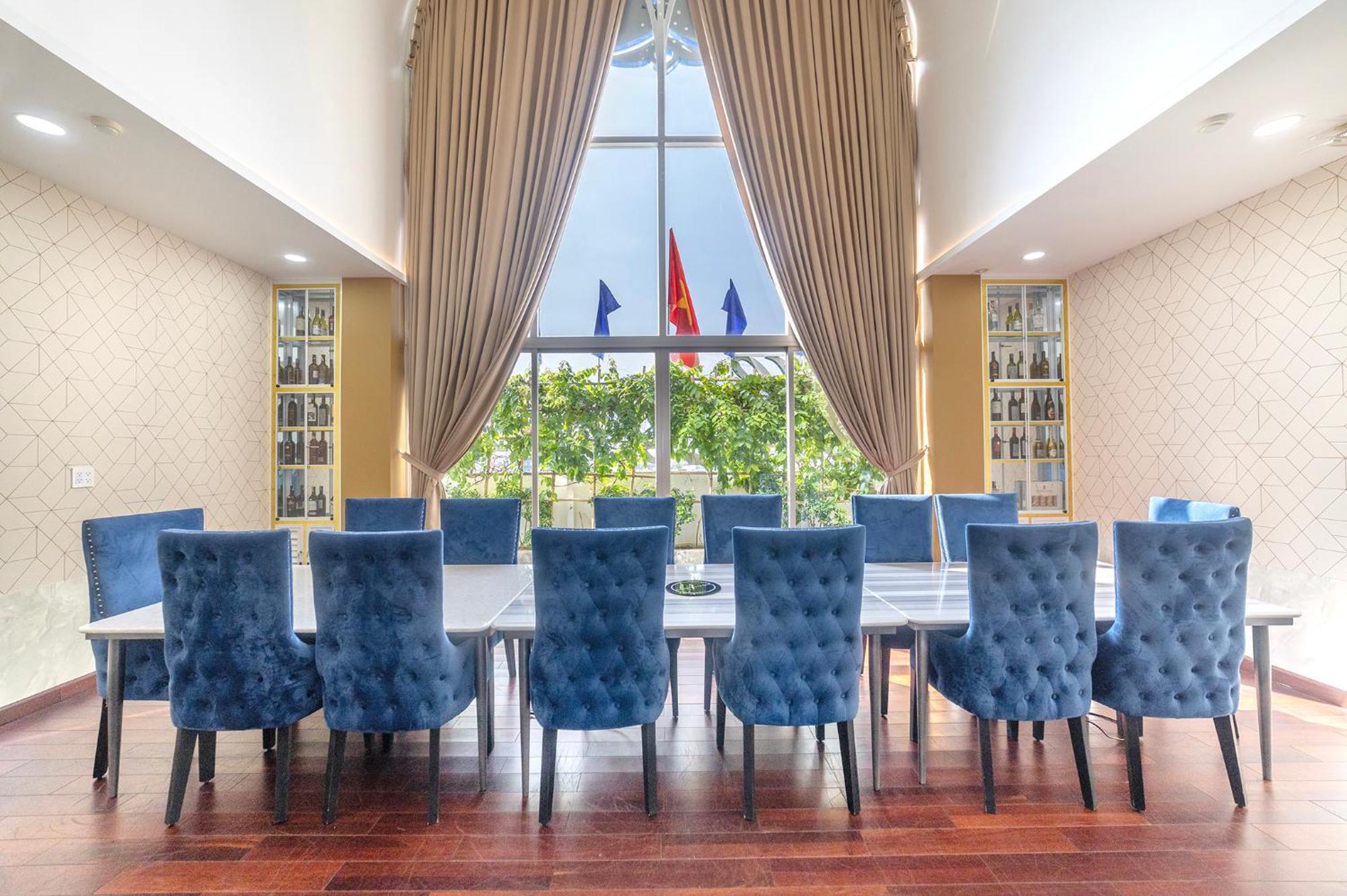 Tiffany Hotel & Restaurant Phan Thiết Exteriér fotografie