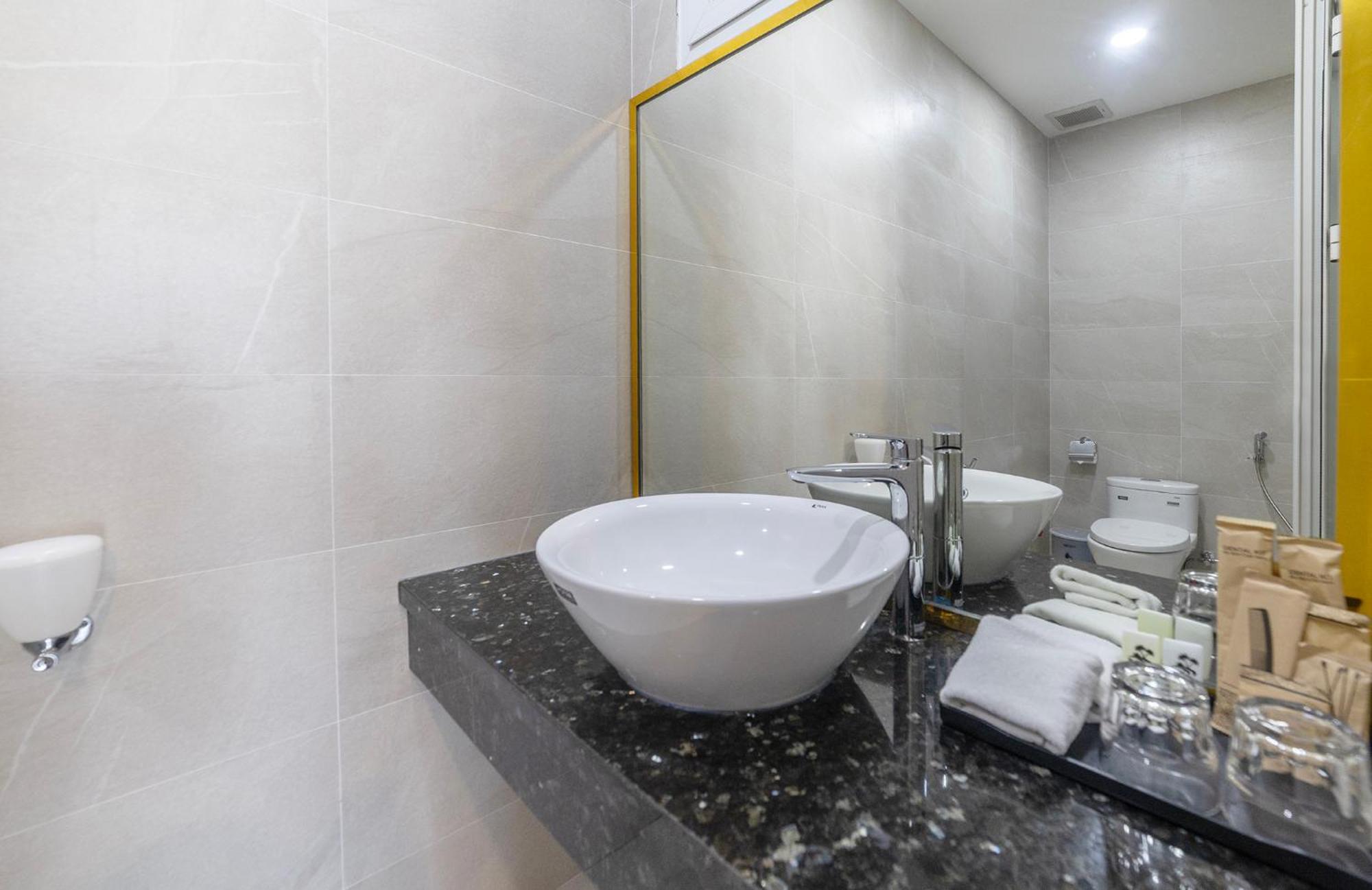 Tiffany Hotel & Restaurant Phan Thiết Exteriér fotografie
