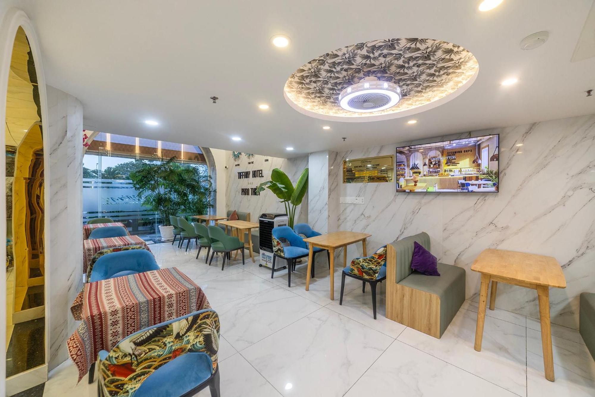Tiffany Hotel & Restaurant Phan Thiết Exteriér fotografie