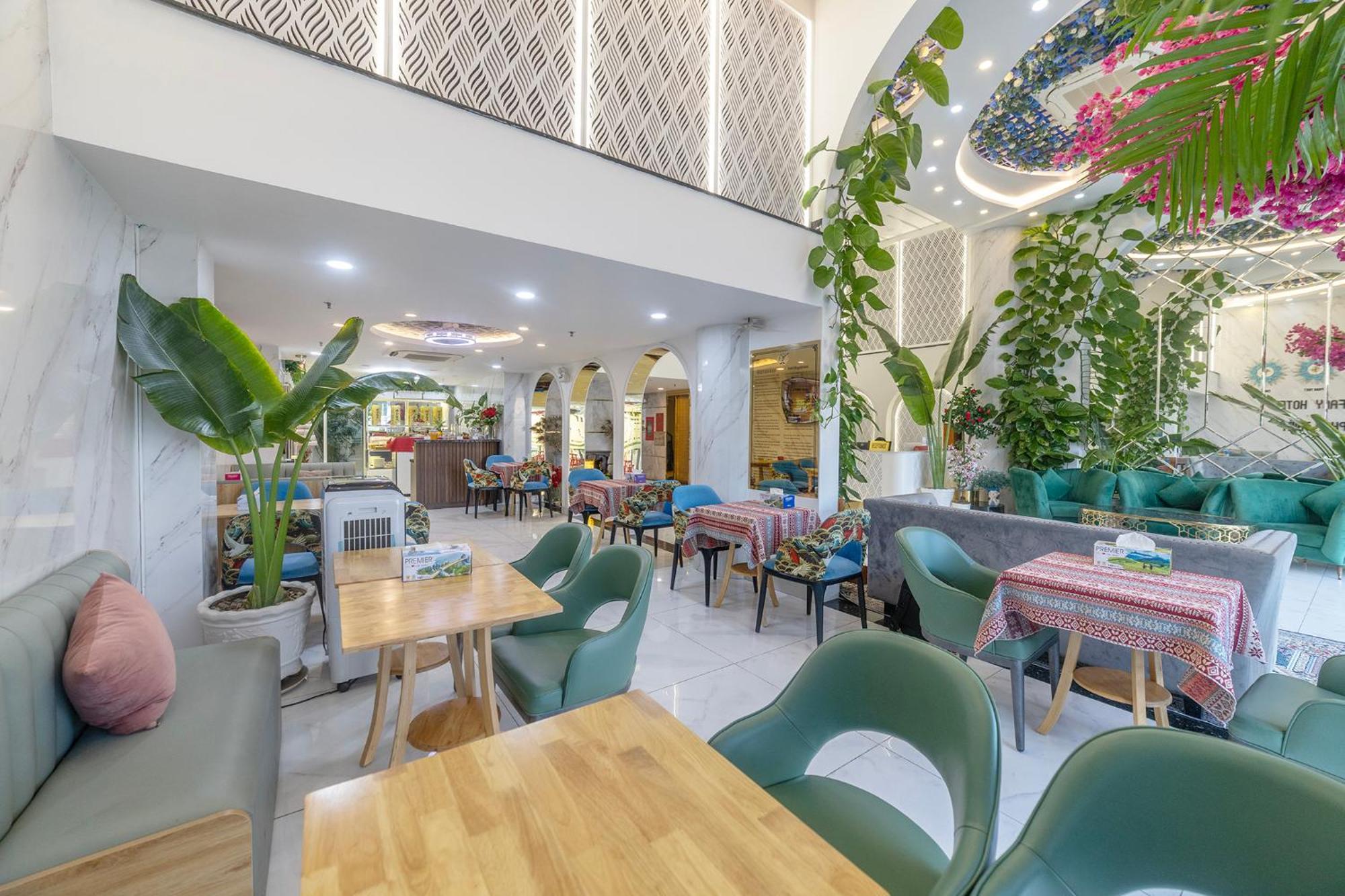 Tiffany Hotel & Restaurant Phan Thiết Exteriér fotografie